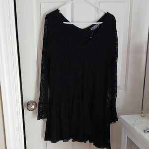 The Pyramid Collection Black Lace Linned  Dress